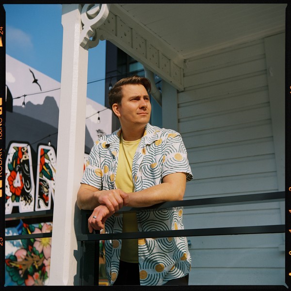 Kristoff Duxbury - directors/bts/0009523_0009523-R1-E009.jpg