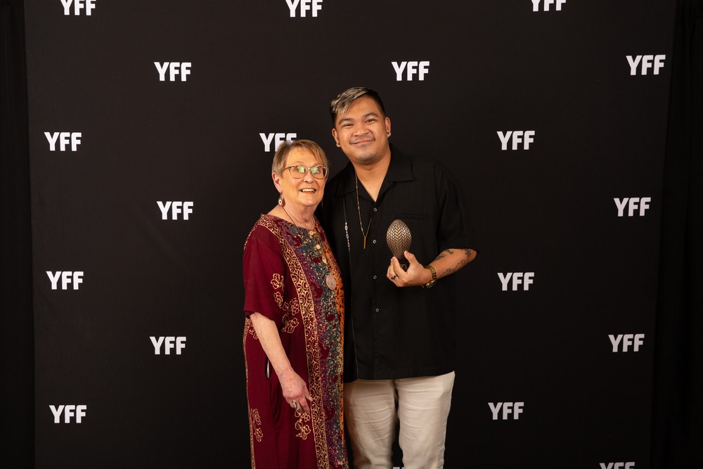 Kent Donguines (right)