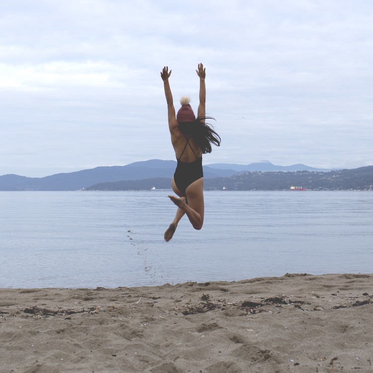 We got up bright and early in Stanley Park to shoot some stills at the beach - it was a little chilly.