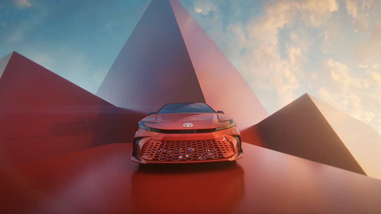 Toyota - 'Turn Heads'