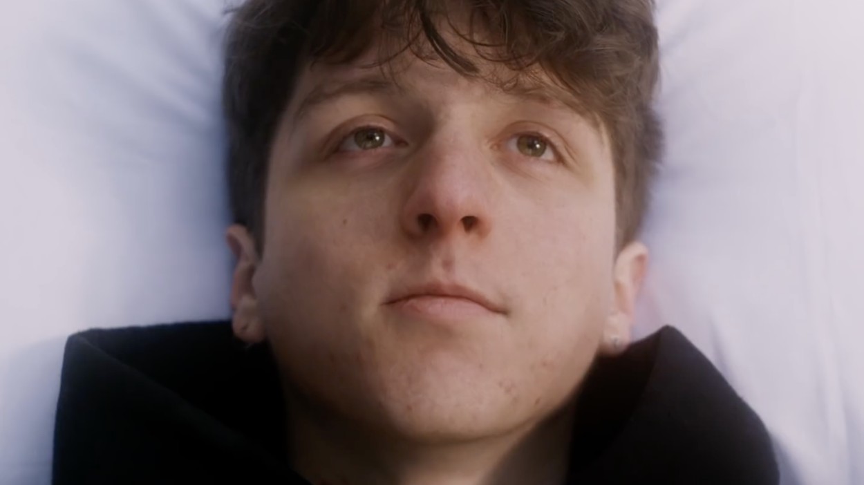 Powfu ft. beabadoobee - Death Bed 1