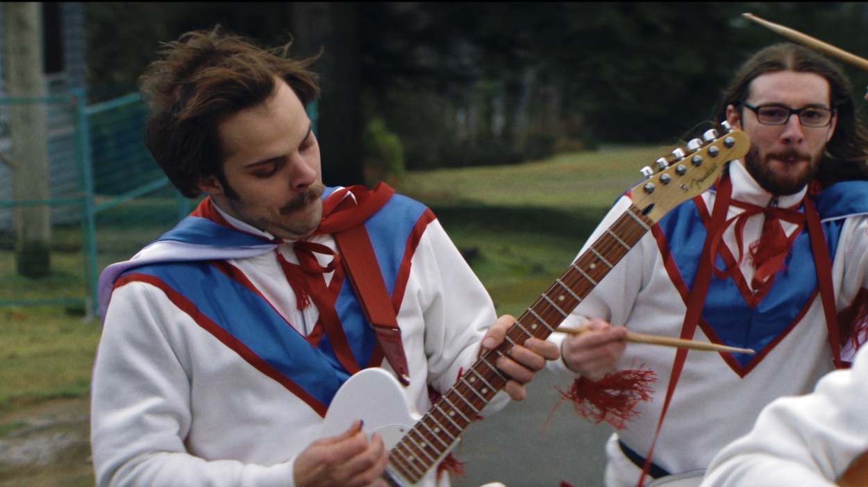 Peach Pit - dressed in funny costumes